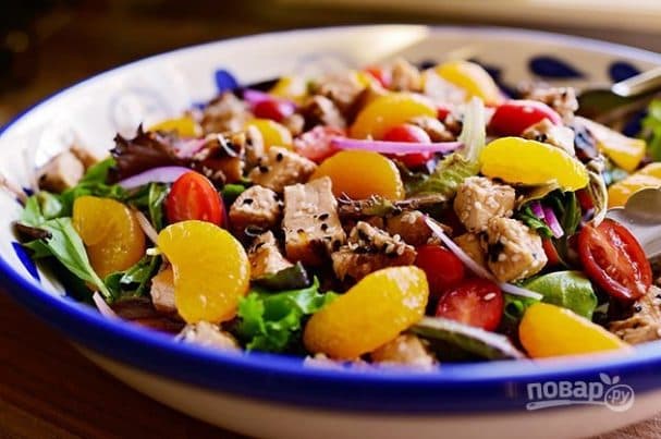 Spring green salad