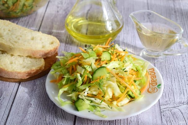 Vitamin-rich salad made from fresh vegetables