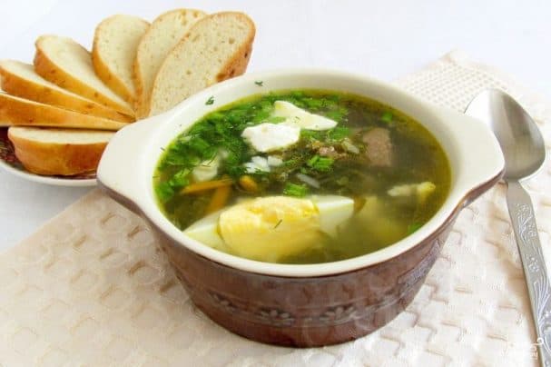 Смачний борщ із щавлем