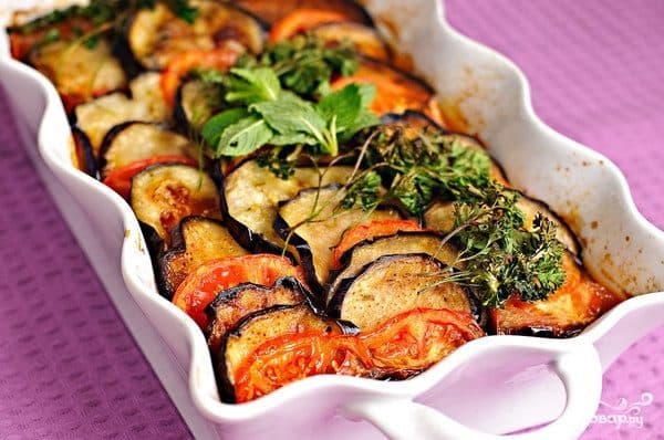 Eggplant casserole with meat