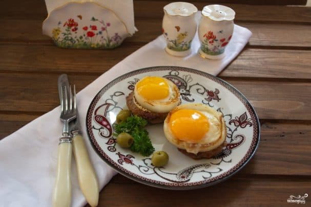 Біфштэкс з яйкам