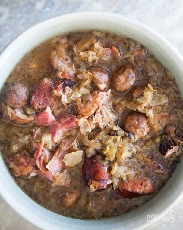 Bigos with fresh cabbage and meat
