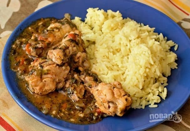 Chicken chakhokhbili in Georgian style