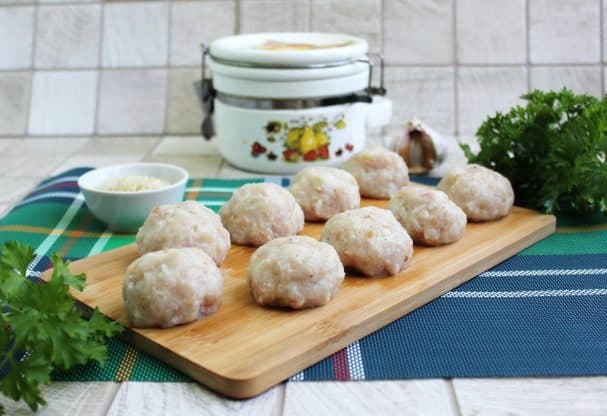 Фрикадельки с рисом
