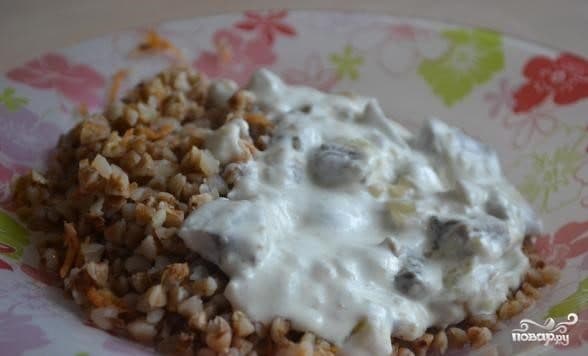 Грыбны соус з шампінёнамі са зьвязкамі