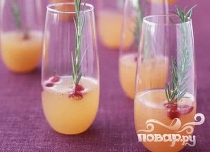 Грушевий коктейль з клюквою