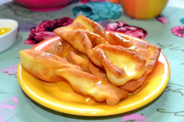 Хворост с медом