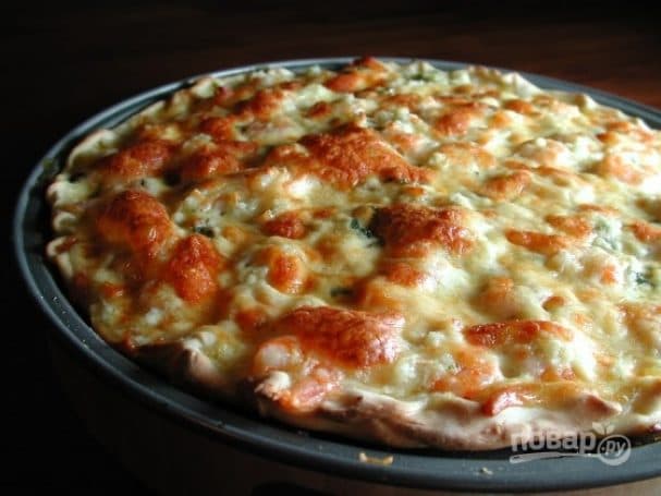 Итальянская пицца с морепродуктами