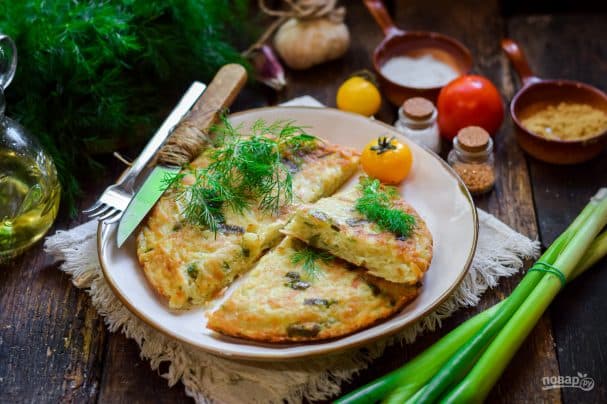 Картофельная бабка на сковороде