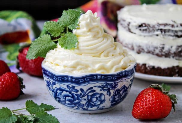 Классический крем с коньяком и ванилью