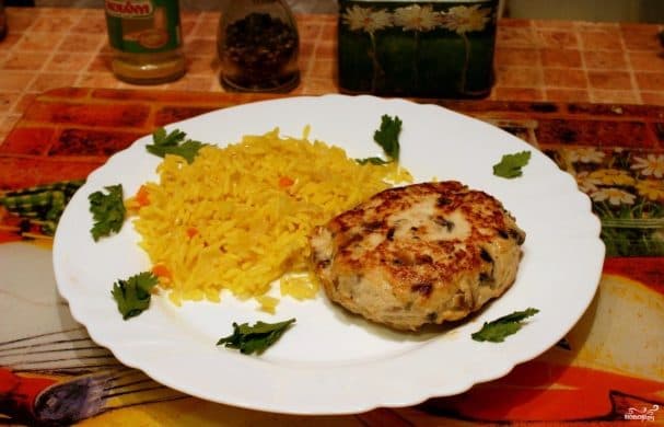 Котлеты из курицы и шампиньонов