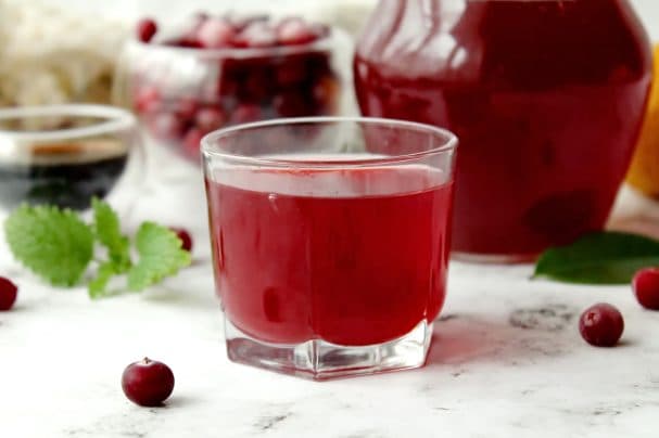 Elderflower lemonade with cranberries and spices