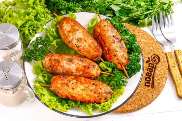 Люля-кебаб з зеленню