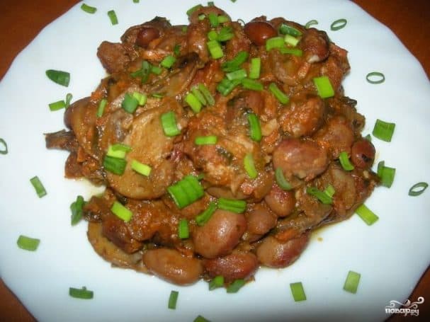 Лобіё з грыбамі