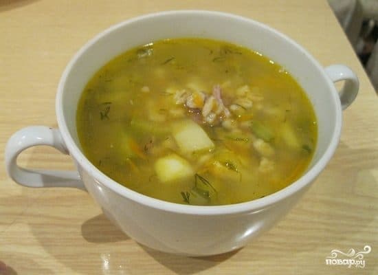 Barley soup with pickled cucumbers