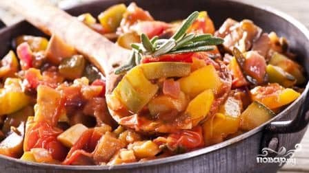 Ratatouille with meat and potatoes