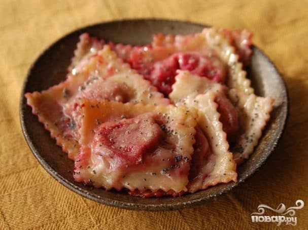 Равіолі з буряком та сиром