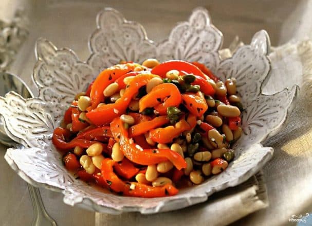 Салат из фасоли и болгарского перца на зиму