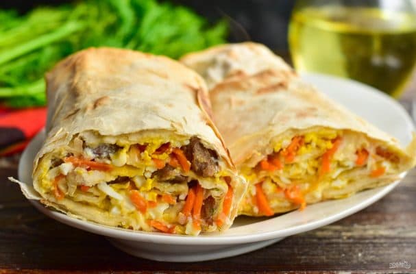 Шаурма со сметанным соусом