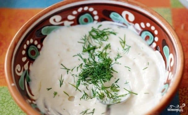 Соус с чесноком