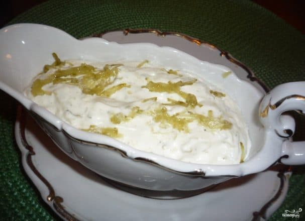Соус с маринованными огурцами