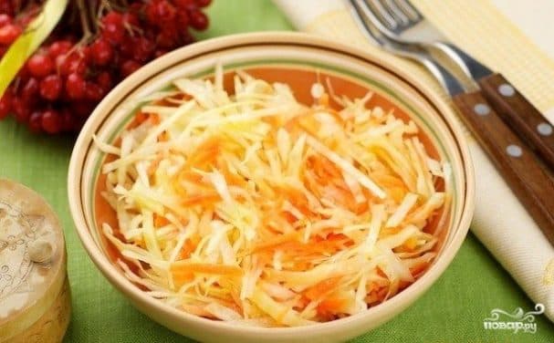 Свежий салат из капусты с морковью