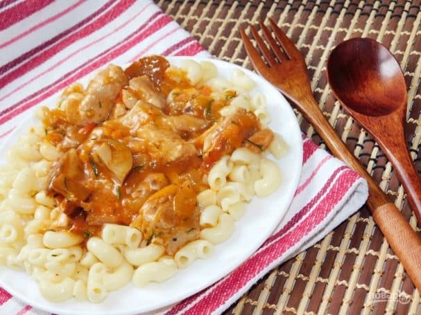 Таматовая мясная падліва з грыбамі