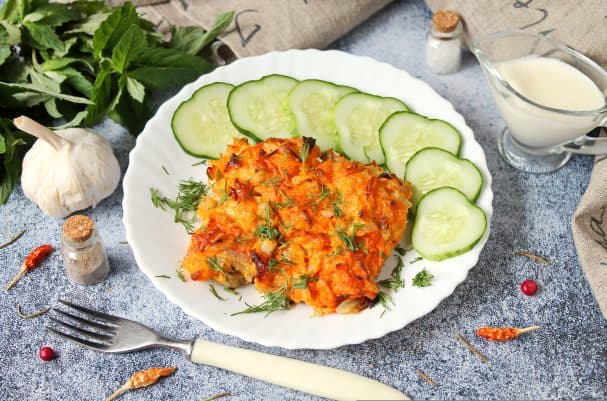 Треска с морковью и луком в духовке