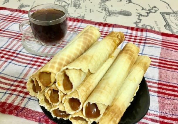 Waffle rolls with sweet filling