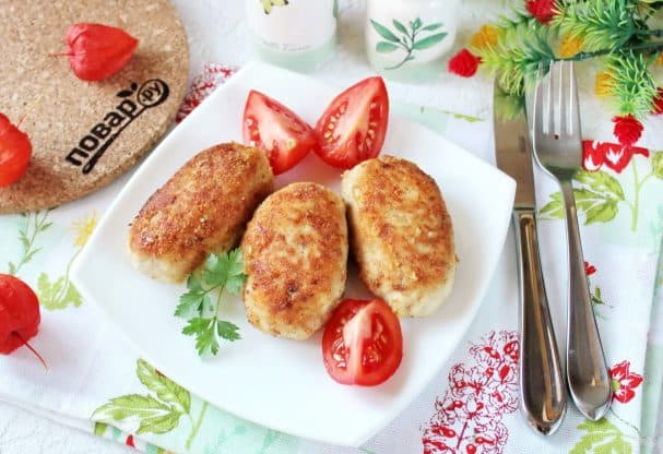 Beef rolls with peas